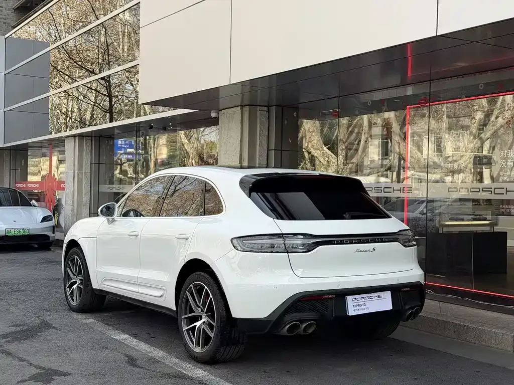 Porsche Macan — фото 6