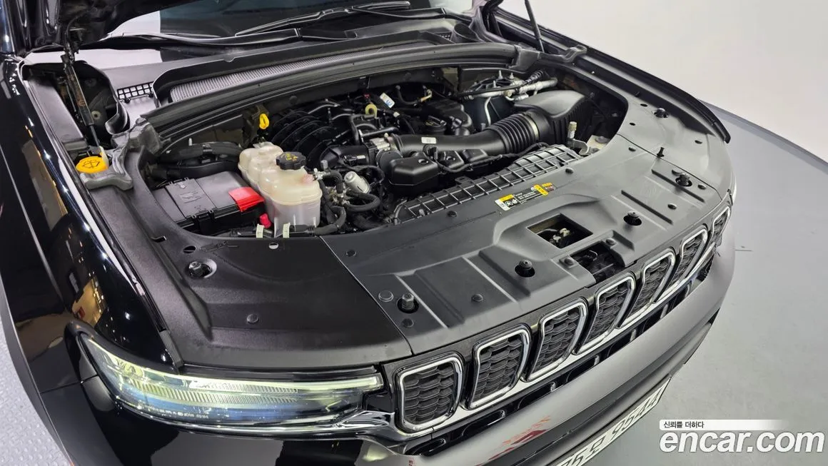 Jeep Cherokee — фото 4