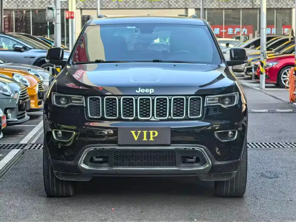 Jeep Grand Cherokee (Import) — фото 7