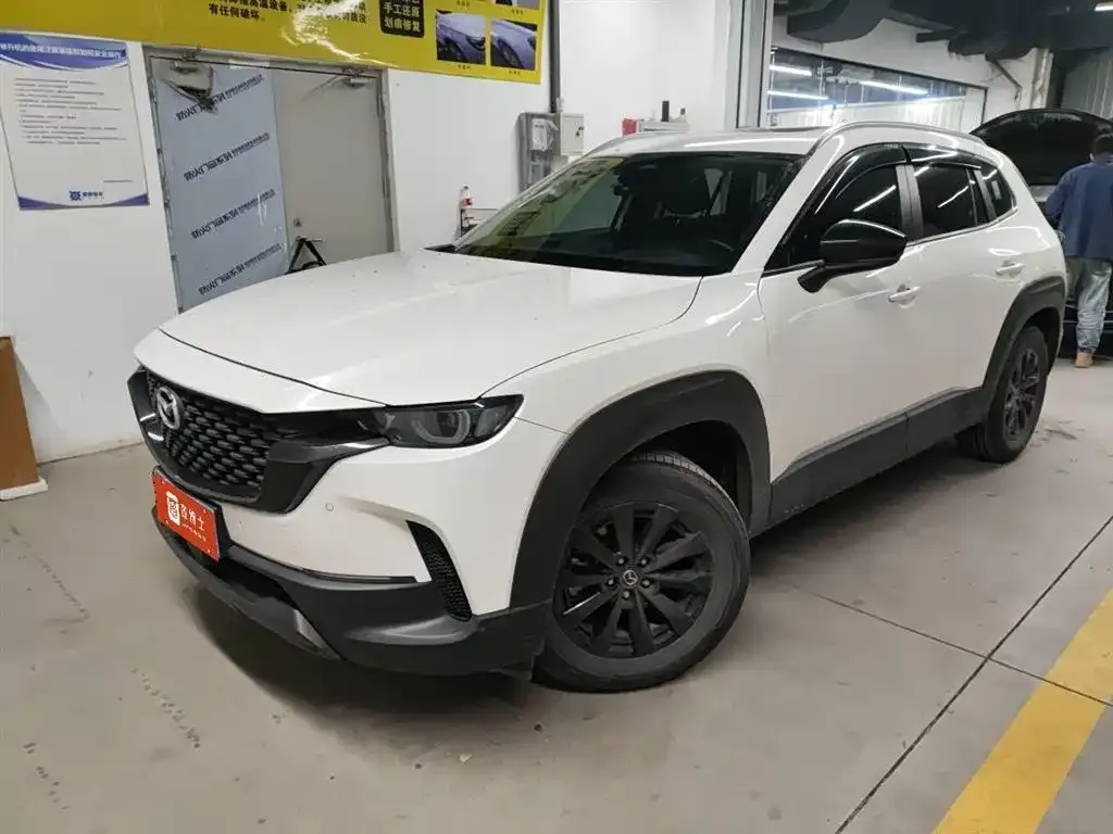 Mazda CX-50 — фото 1