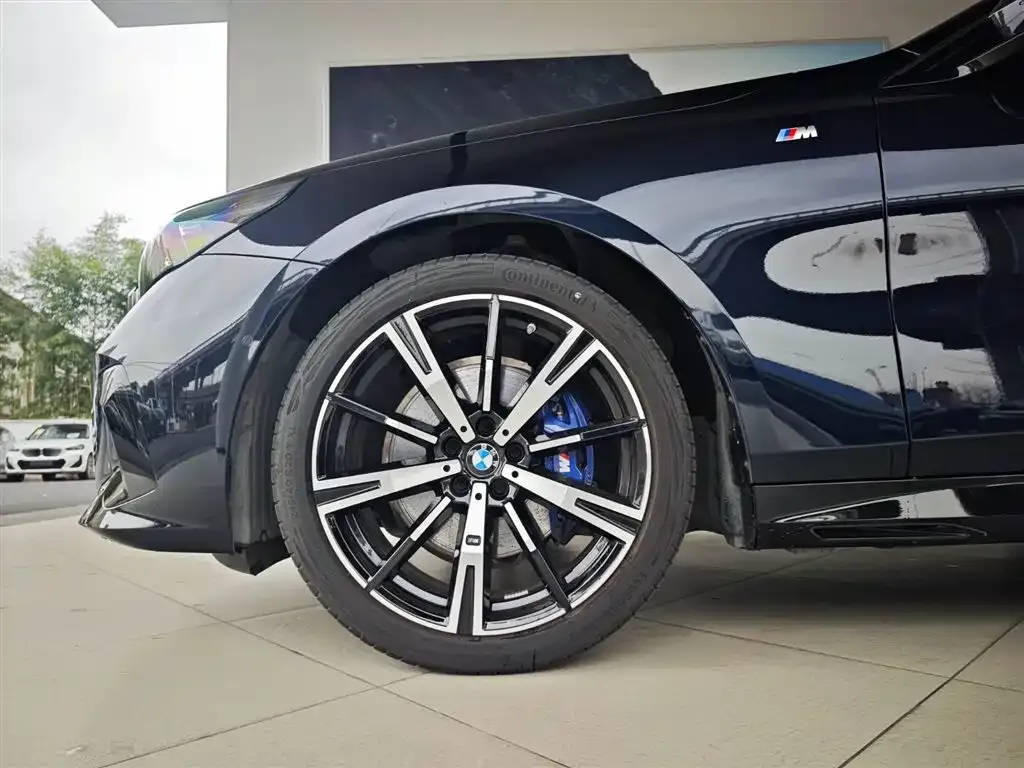 BMW 5 Series (Import) — фото 10