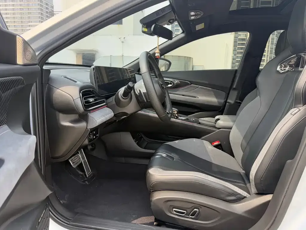 GAC Motor Shadow Leopard — фото 9