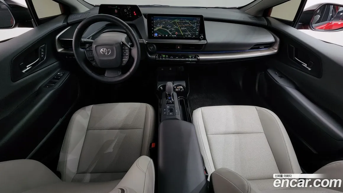 Toyota Prius — фото 5