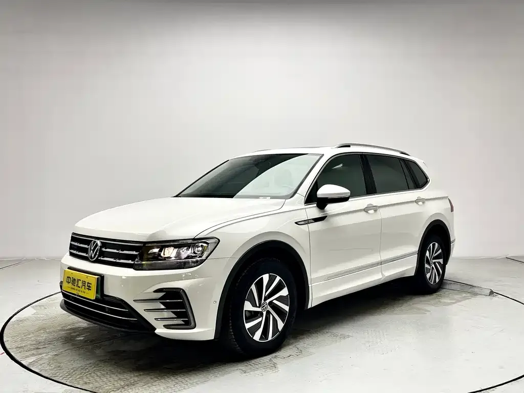 Volkswagen Tiguan L New Energy — фото 1