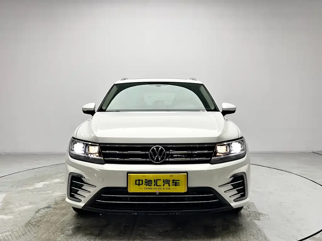 Volkswagen Tiguan L New Energy — фото 8