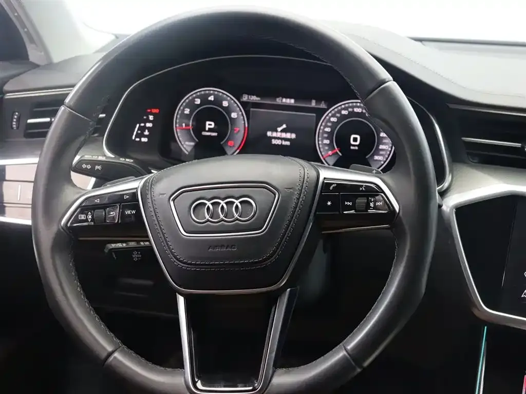 Audi A6L — фото 8