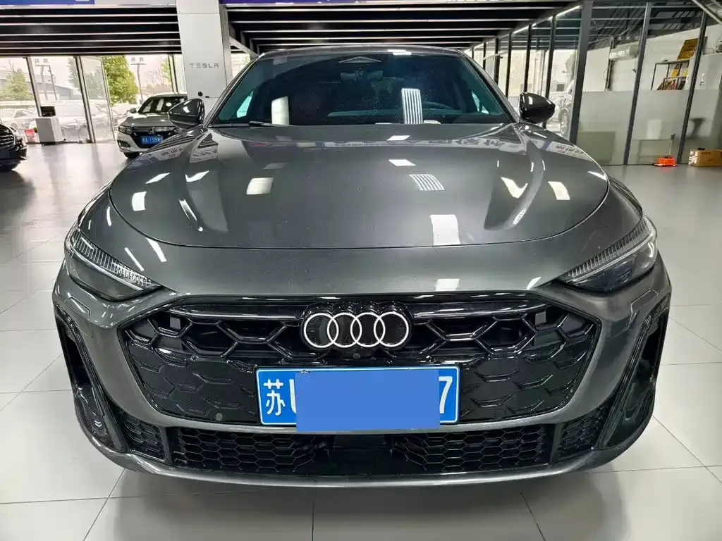 Audi A5L — фото 5