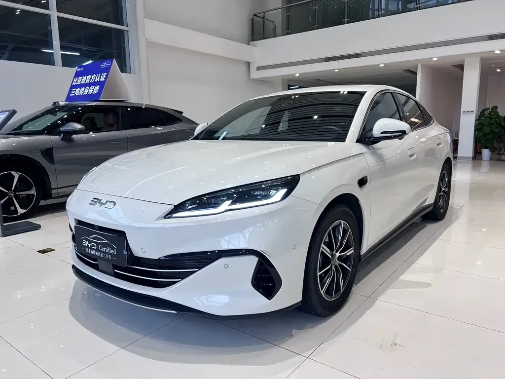 BYD Seal 06 — фото 1