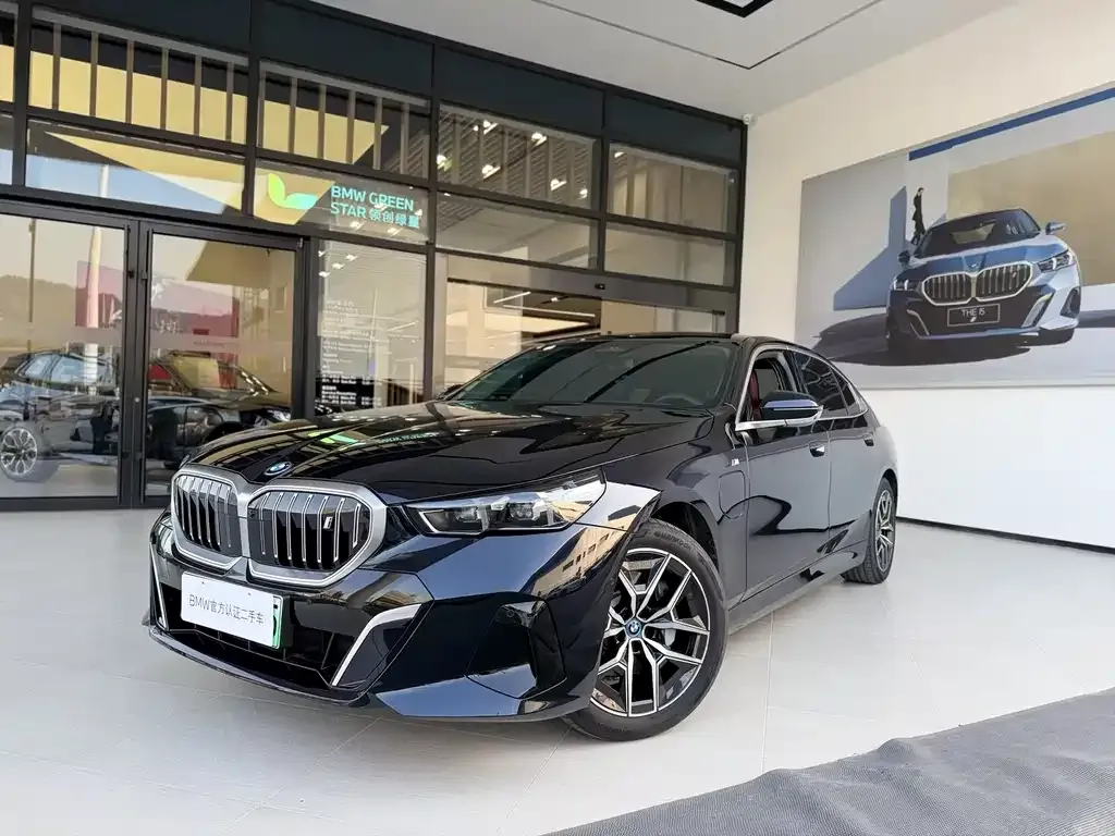 BMW i5 — фото 1