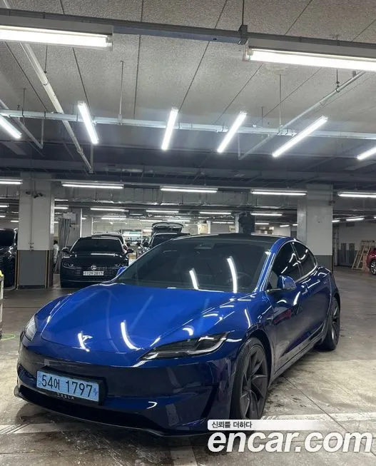 Tesla Model 3 — фото 7