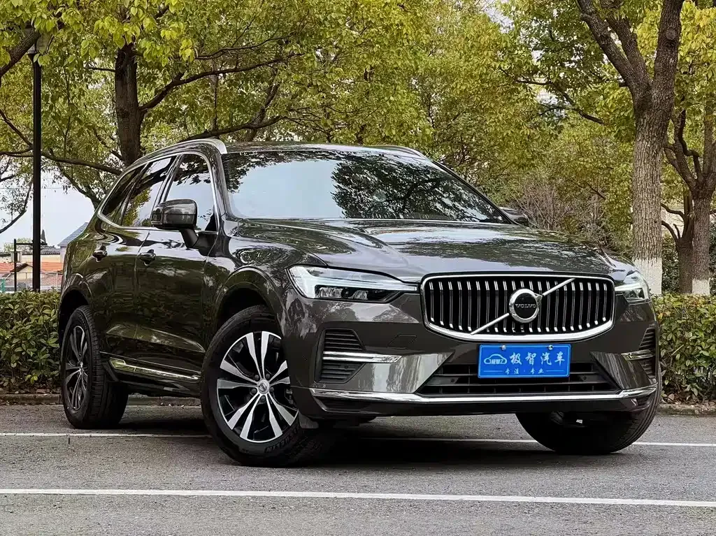 Volvo XC60 — фото 4