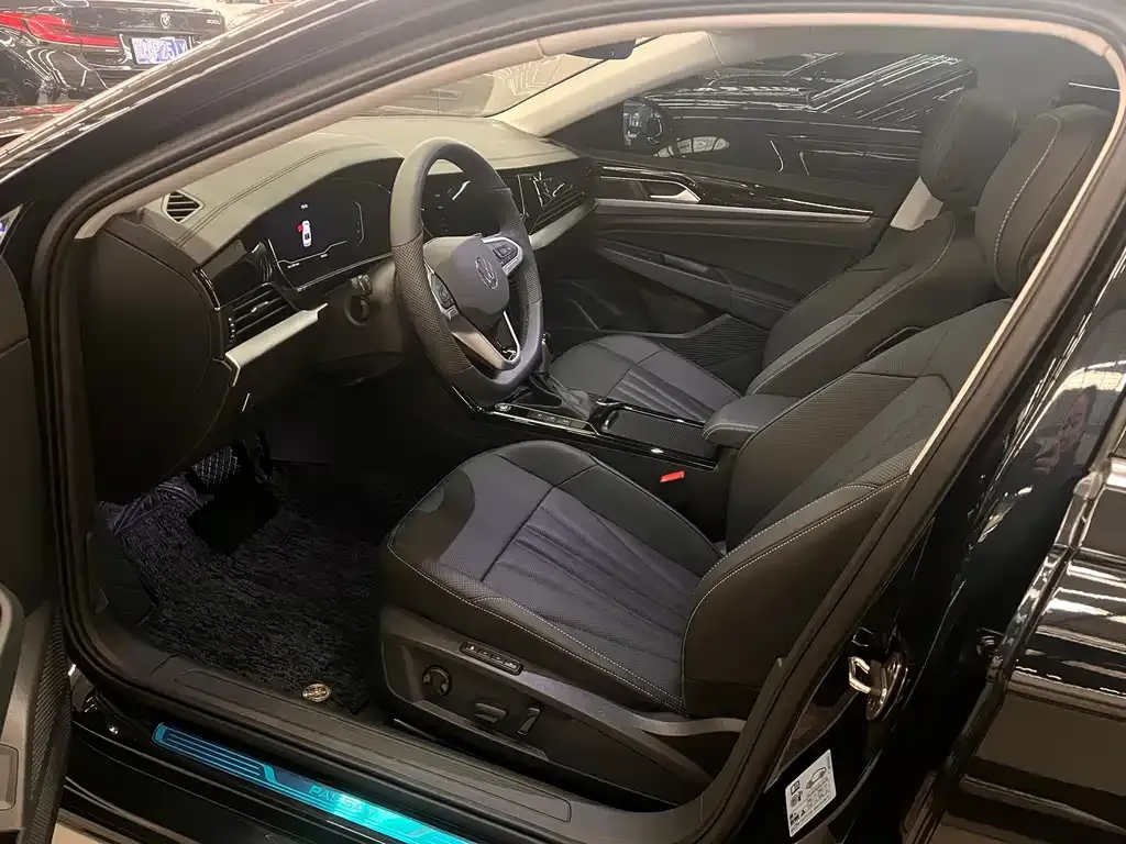 Volkswagen Passat — фото 2