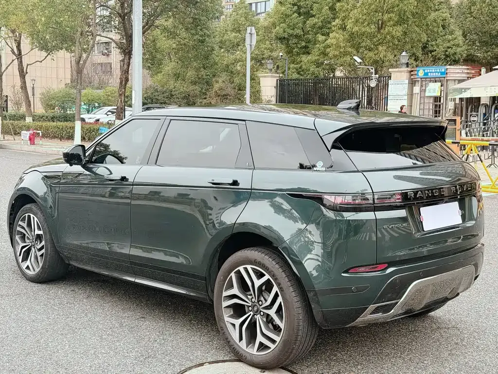 Land Rover Evoque — фото 6