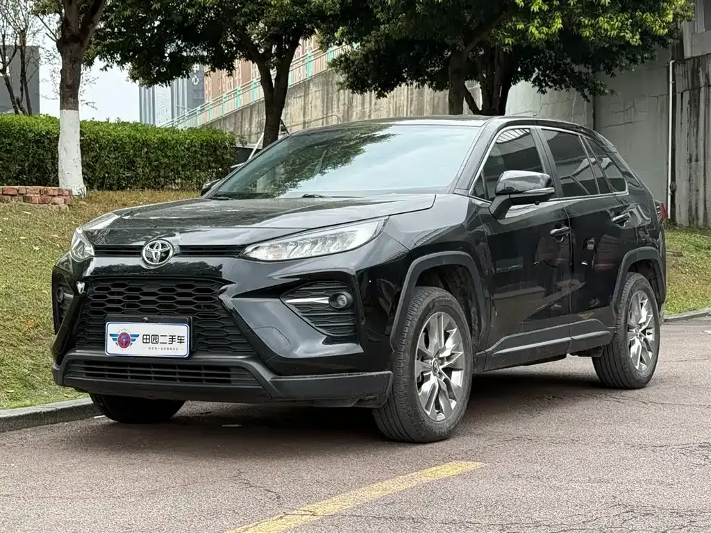 Toyota Wildlander — фото 1
