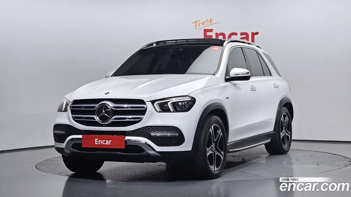 Mercedes-Benz GLE-Class — фото 1