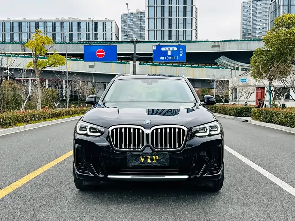 BMW X3 — фото 2