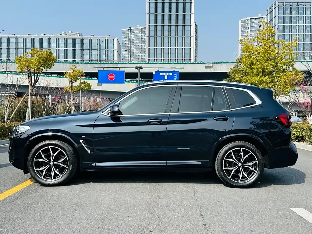 BMW X3 — фото 5