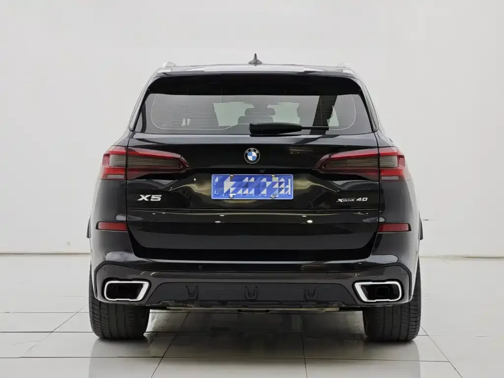 BMW X5 (Import) — фото 4