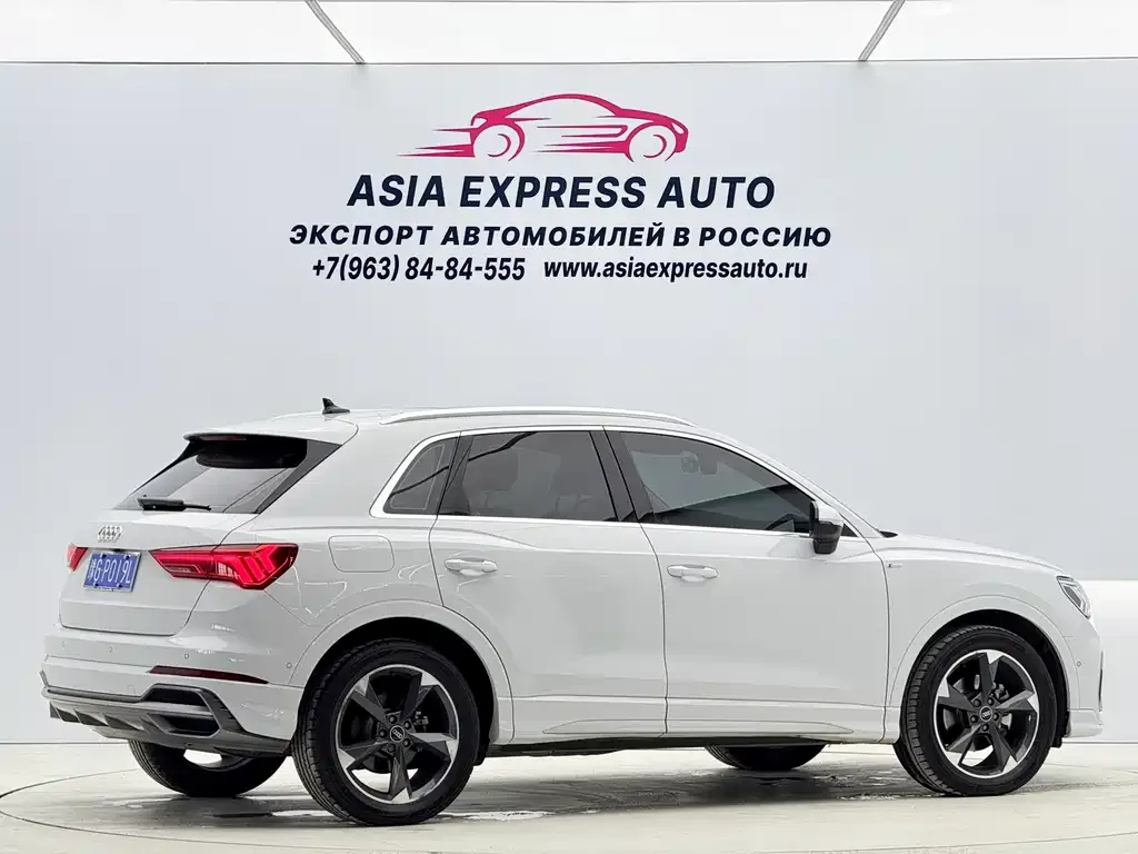 Audi Q3 — фото 10