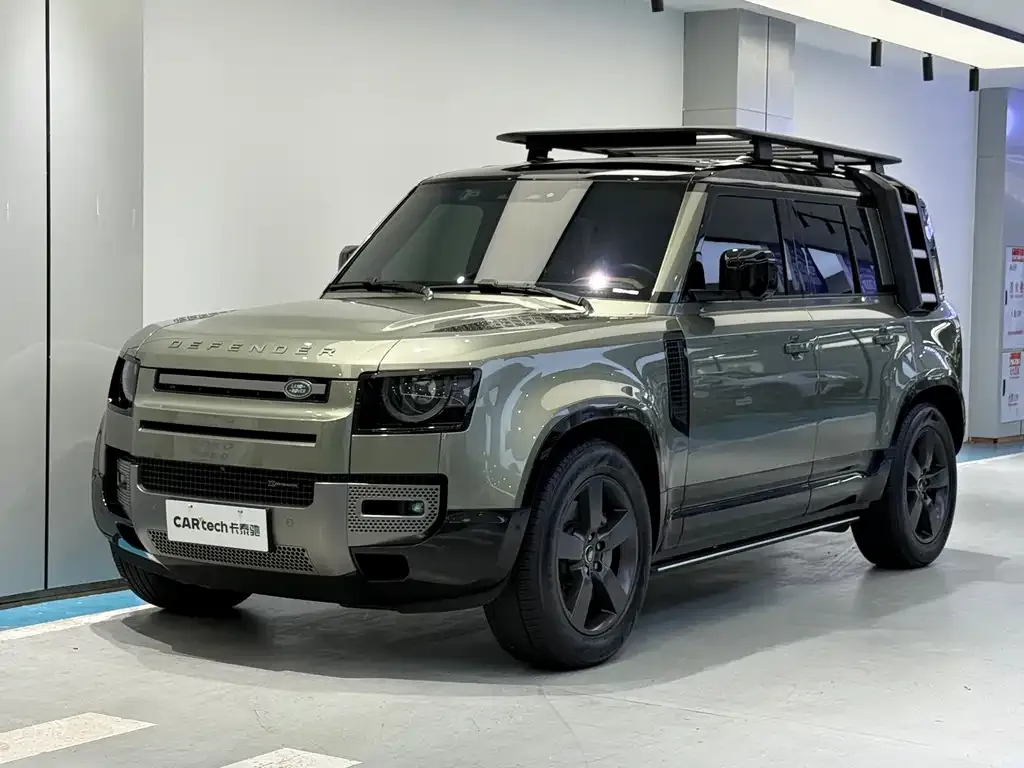 Land Rover Defender — фото 1