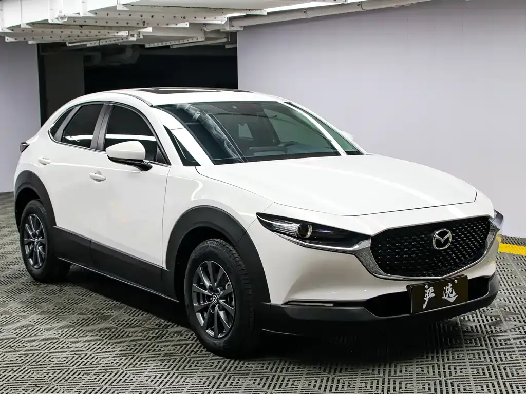 Mazda CX-30 — фото 10