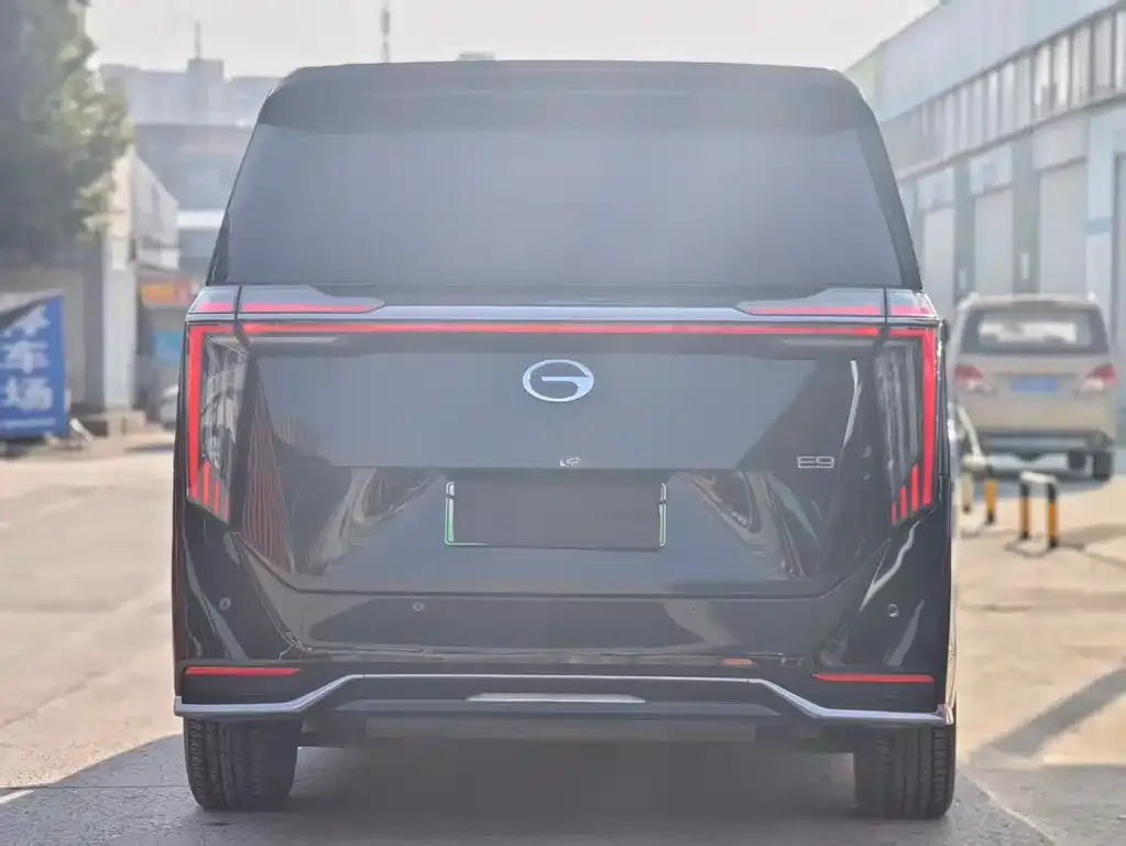 GAC Motor Trumpchi E9 — фото 9