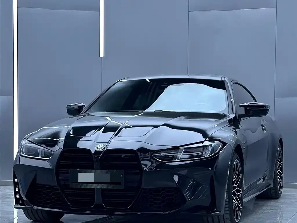 BMW M4 — фото 1