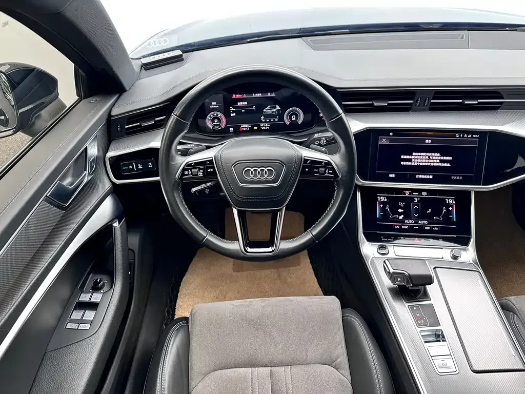 Audi A6L — фото 5