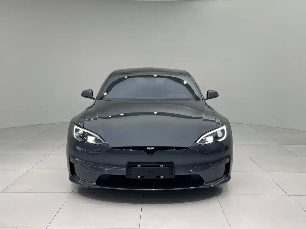 Tesla Model S — фото 8