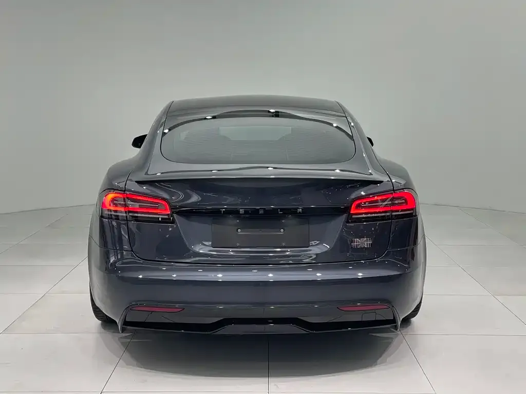Tesla Model S — фото 3