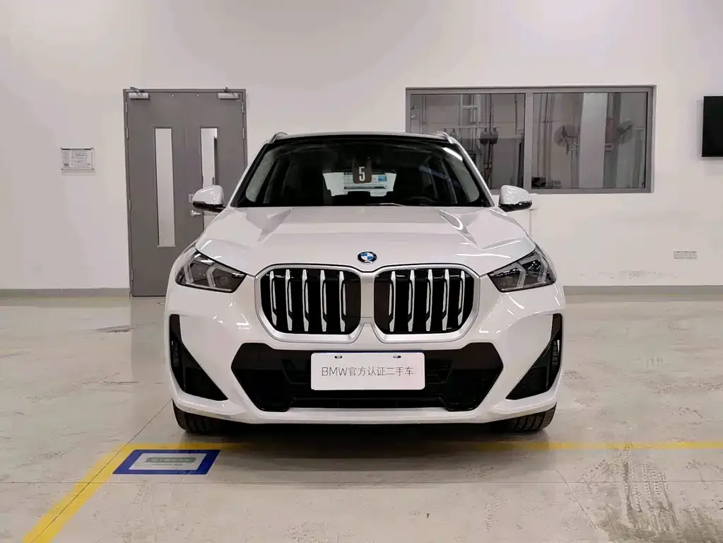 BMW X1 — фото 6