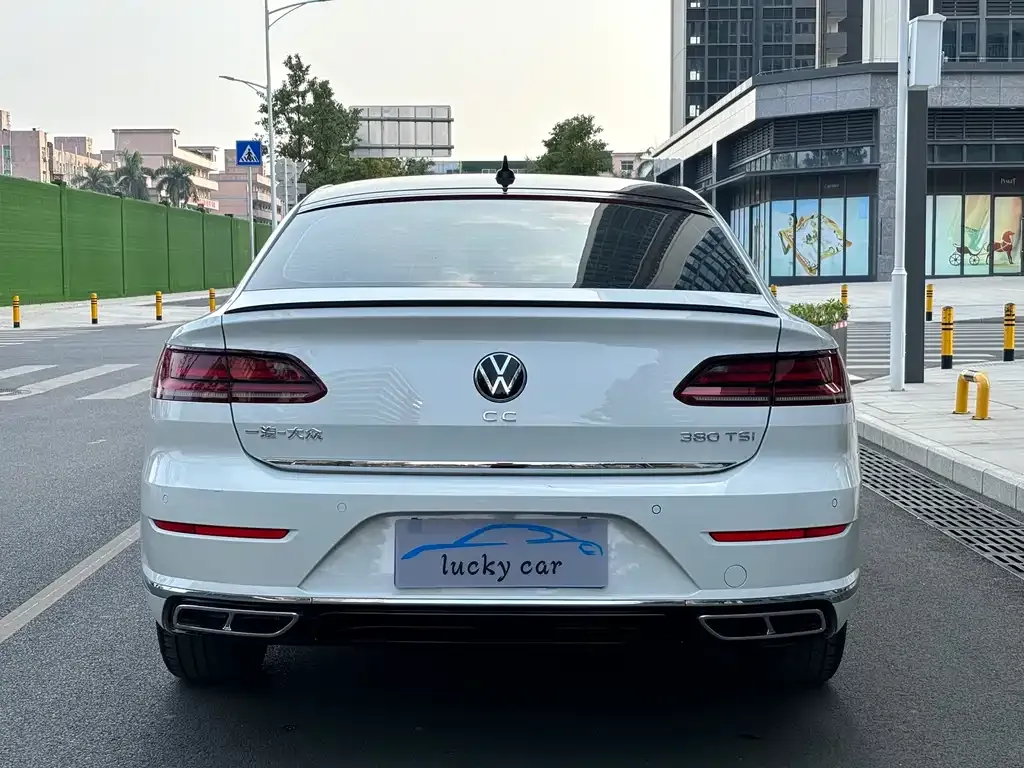 Volkswagen CC — фото 8