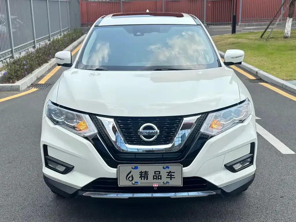 Nissan X-Trail — фото 6