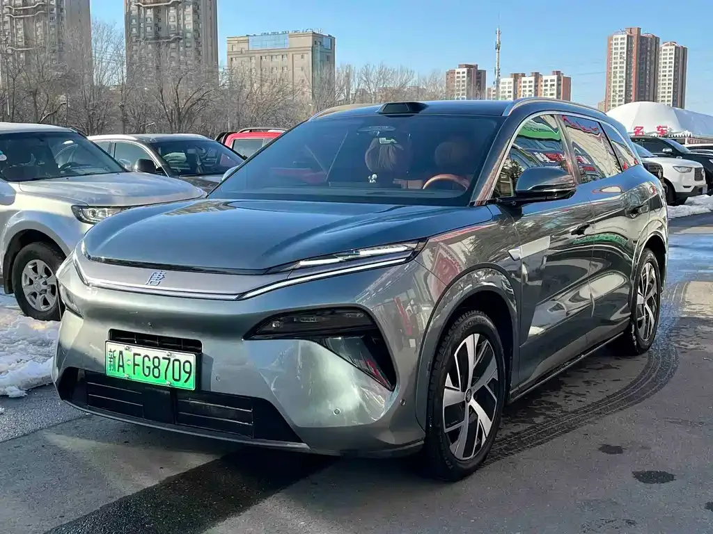 BYD Tang L — фото 10