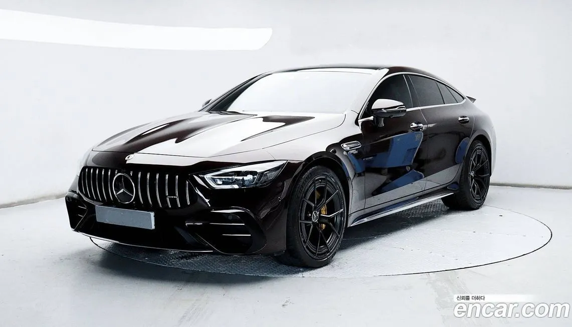 Mercedes-Benz AMG GT — фото 1