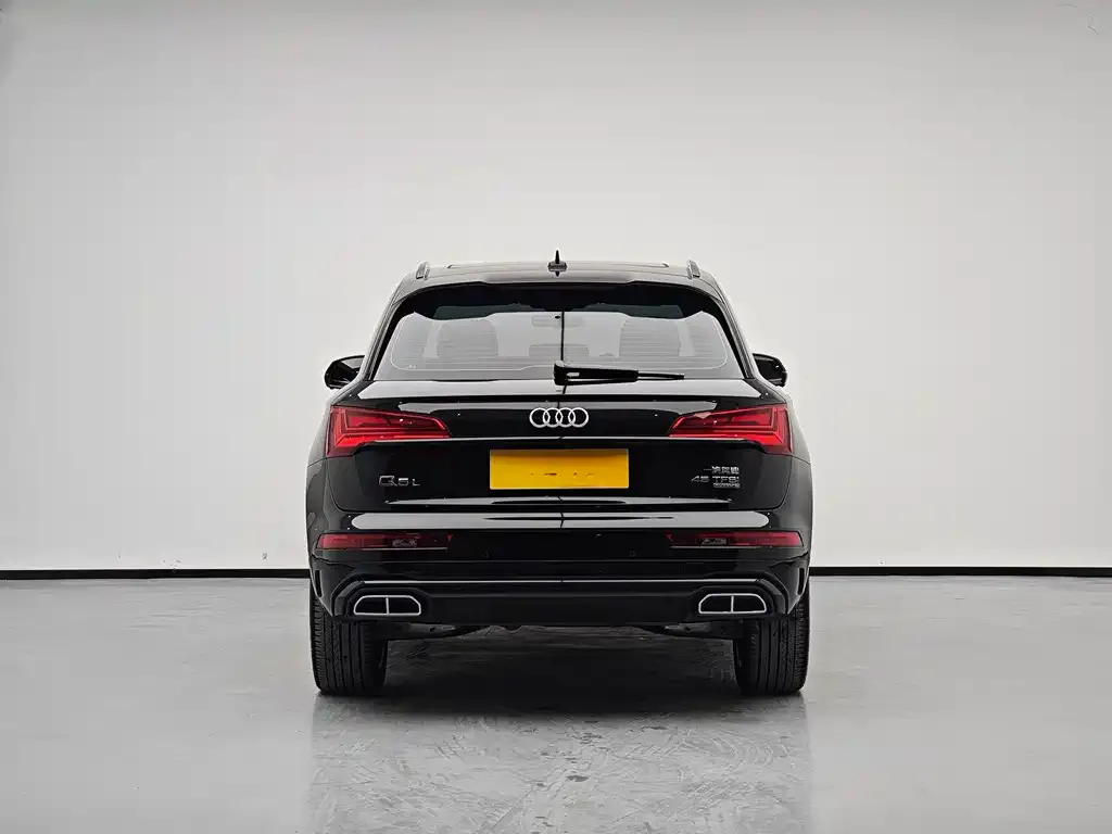 Audi Q5L — фото 2