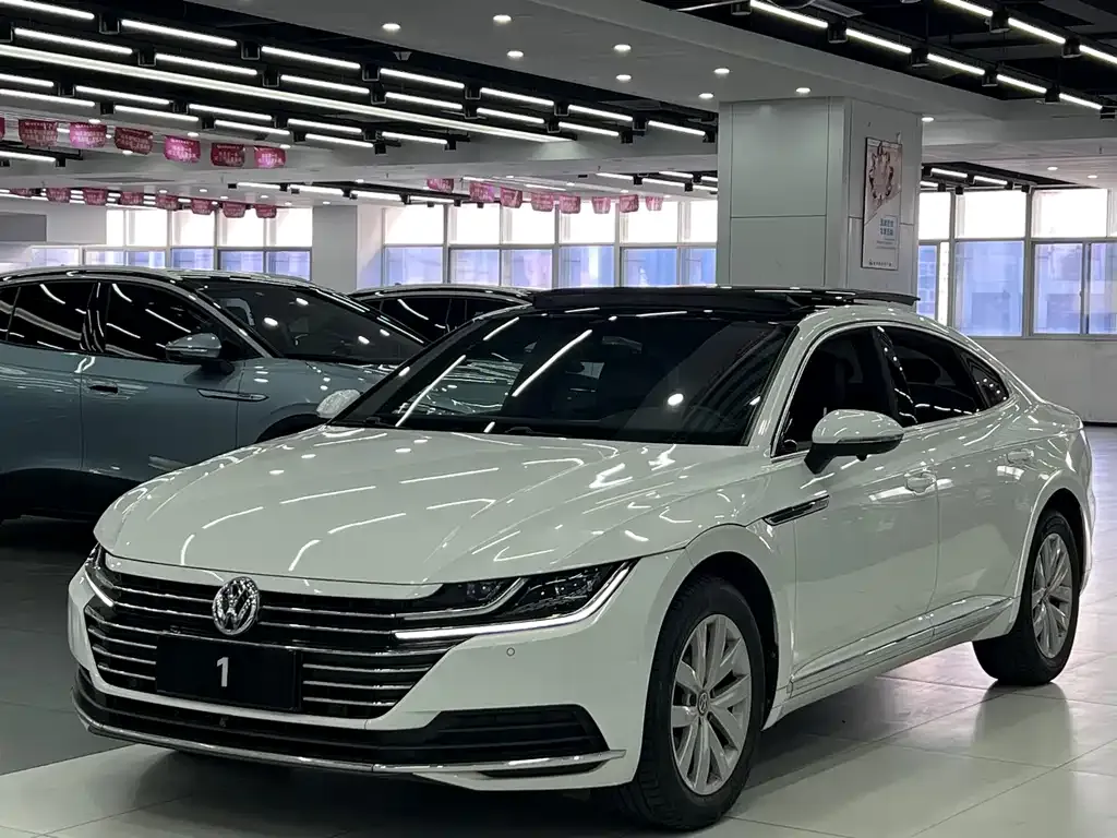 Volkswagen CC — фото 1