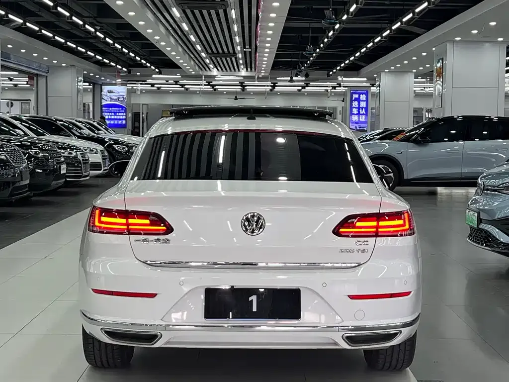 Volkswagen CC — фото 4