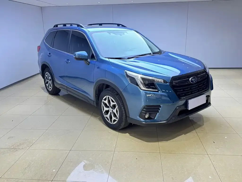 Subaru Forester — фото 9
