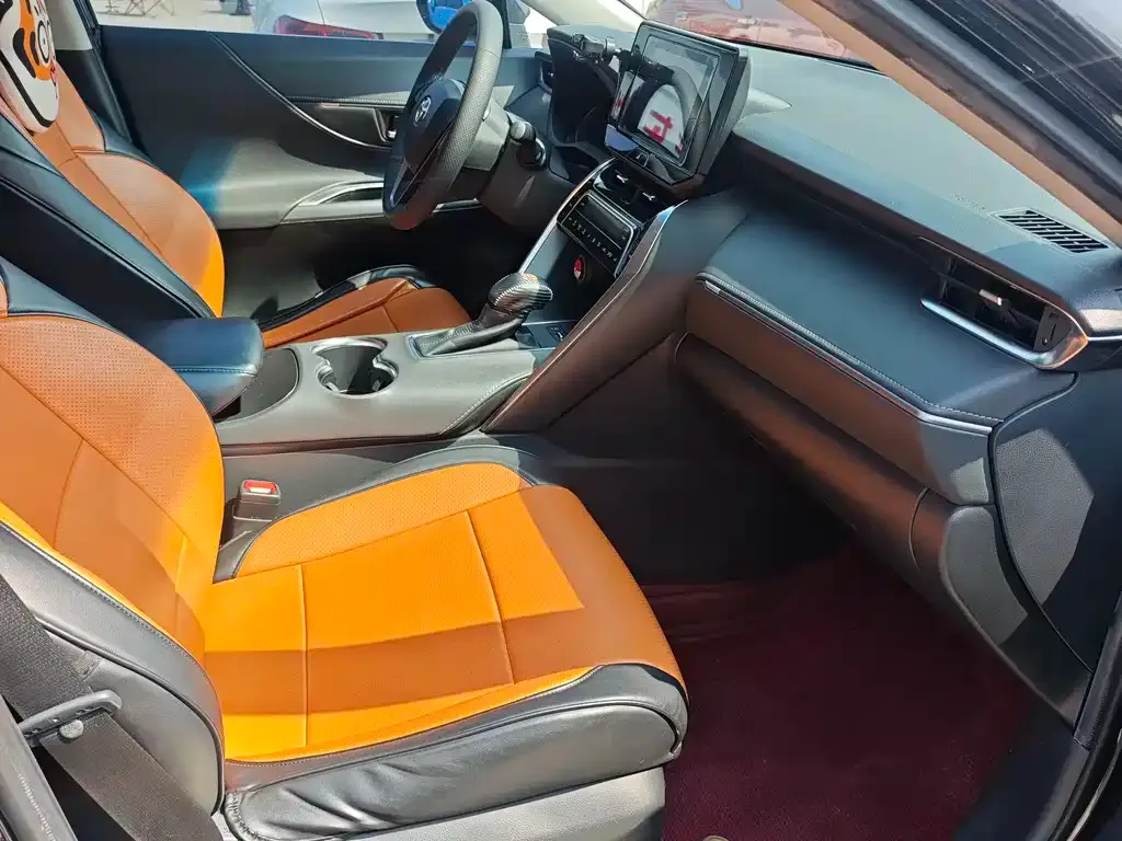 Toyota Harrier — фото 10