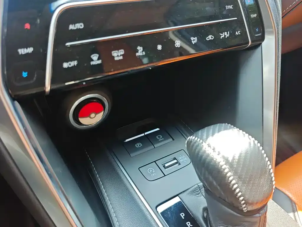 Toyota Harrier — фото 8