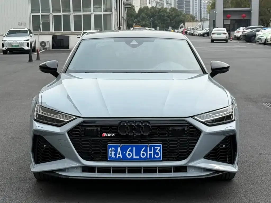Audi A7L — фото 2