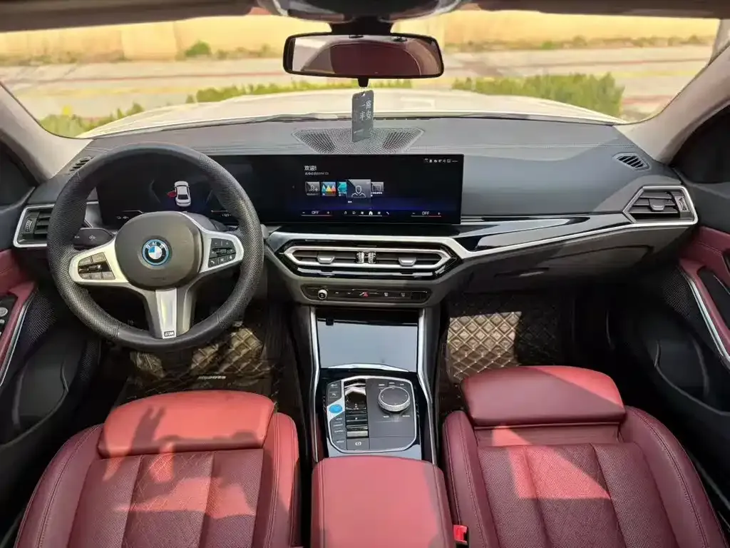 BMW i3 — фото 3