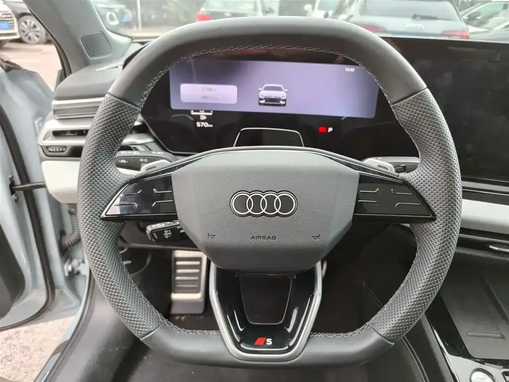 Audi A5L — фото 3