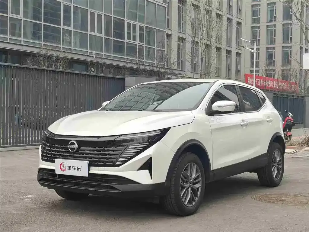 Nissan Qashqai — фото 1