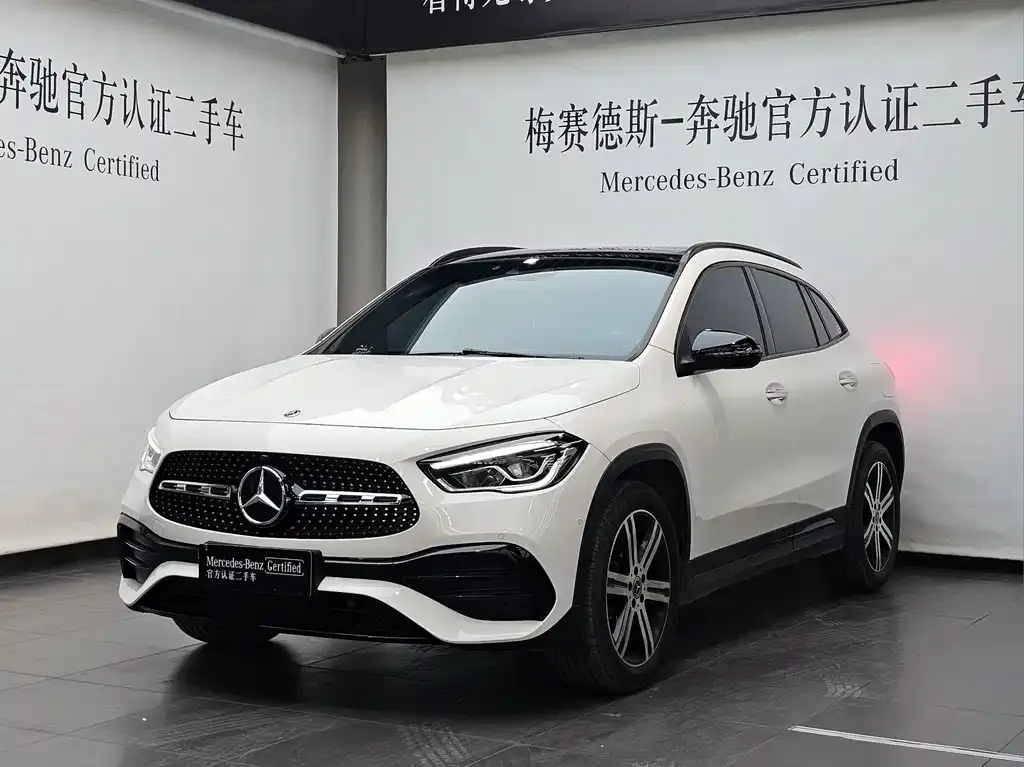 Mercedes-Benz GLA — фото 1