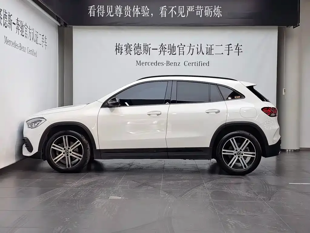 Mercedes-Benz GLA — фото 8