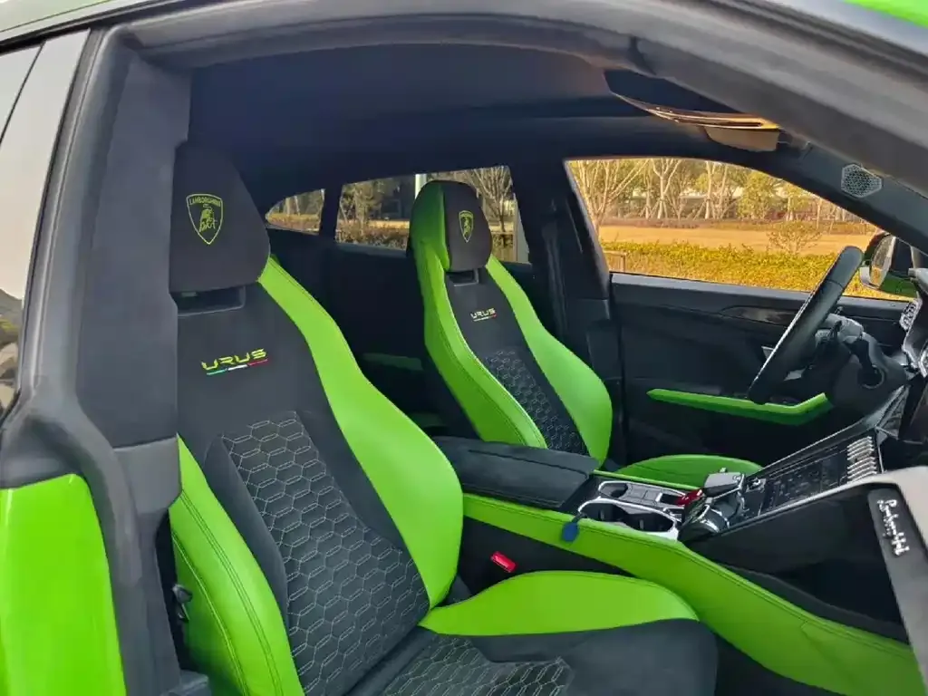 Lamborghini Urus — фото 3