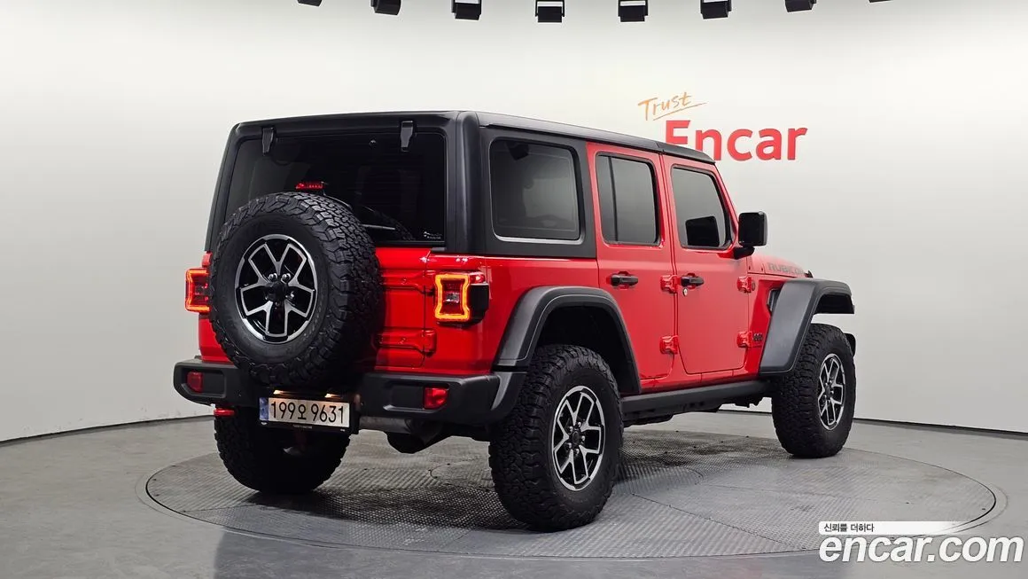 Jeep Wrangler — фото 7