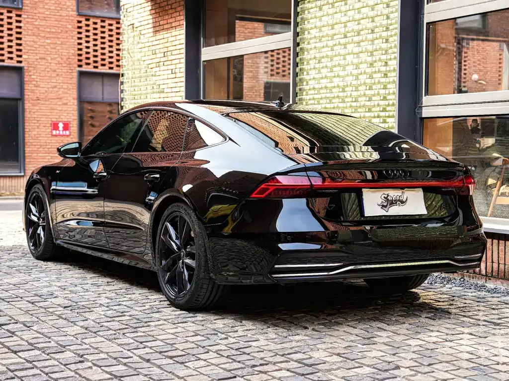 Audi A7 — фото 5